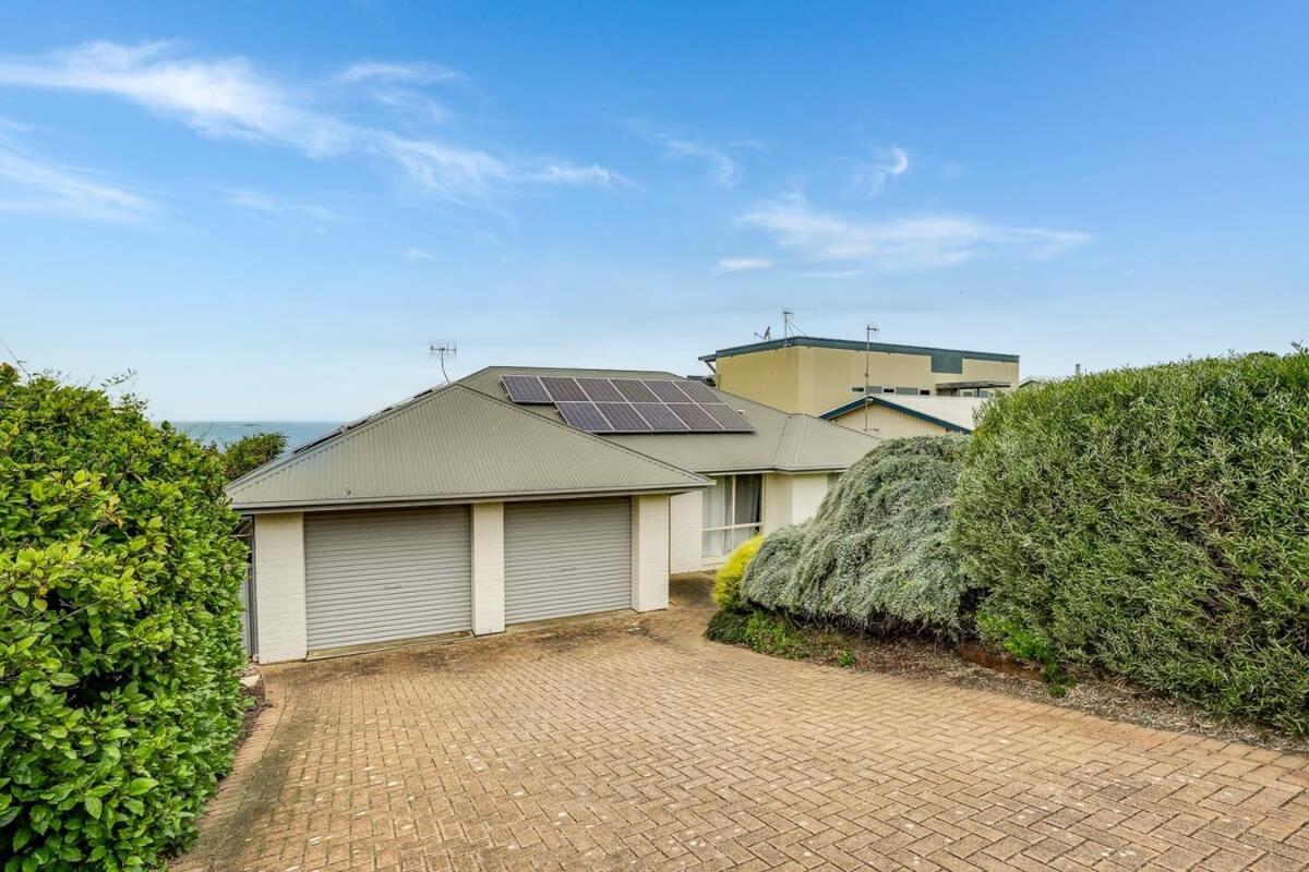 48 Rumbelow St - Byo Linen - Sea Views - Family Friendly Villa Encounter Bay Exterior photo